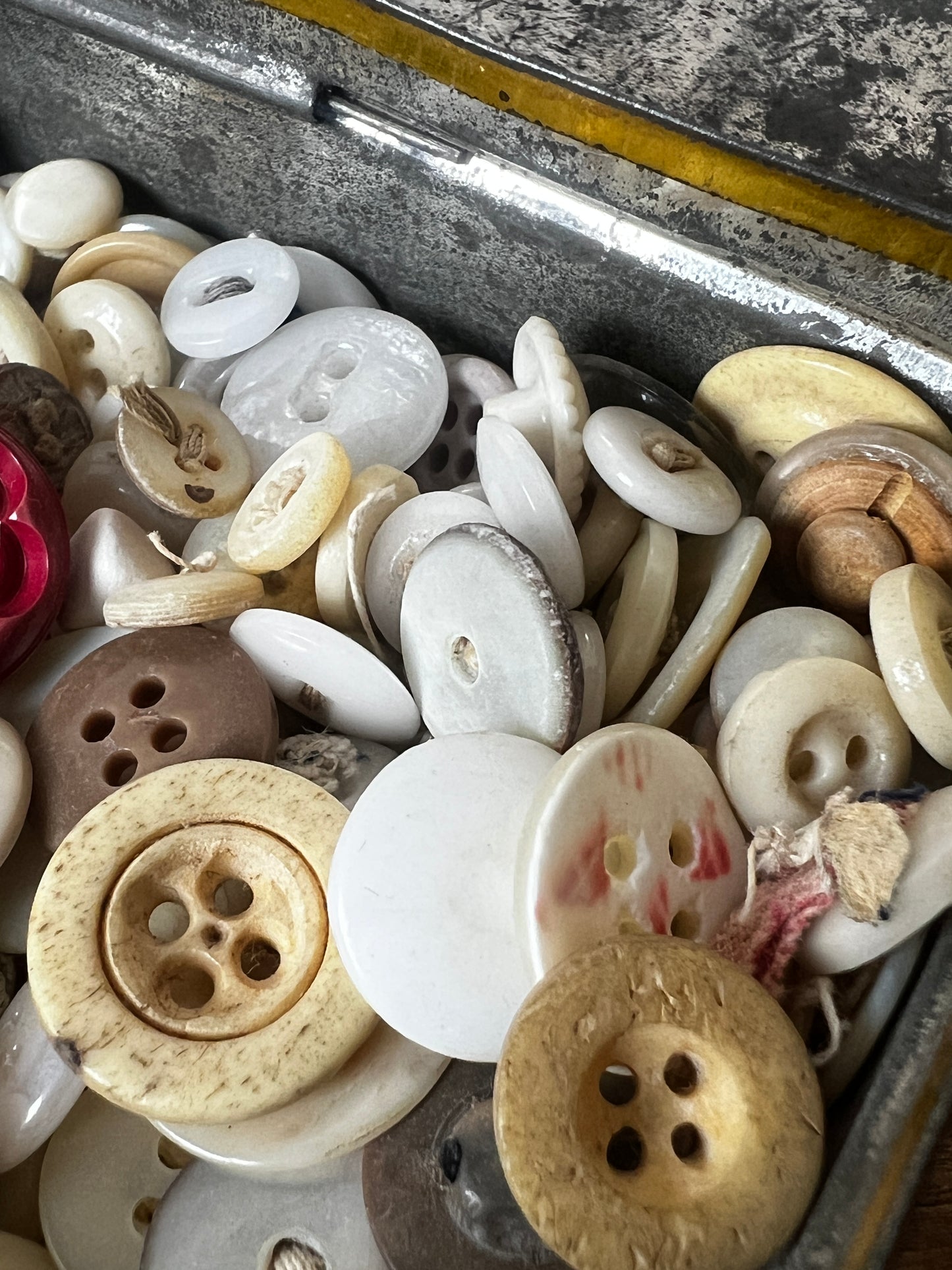 ★ボタン入りTin缶セット