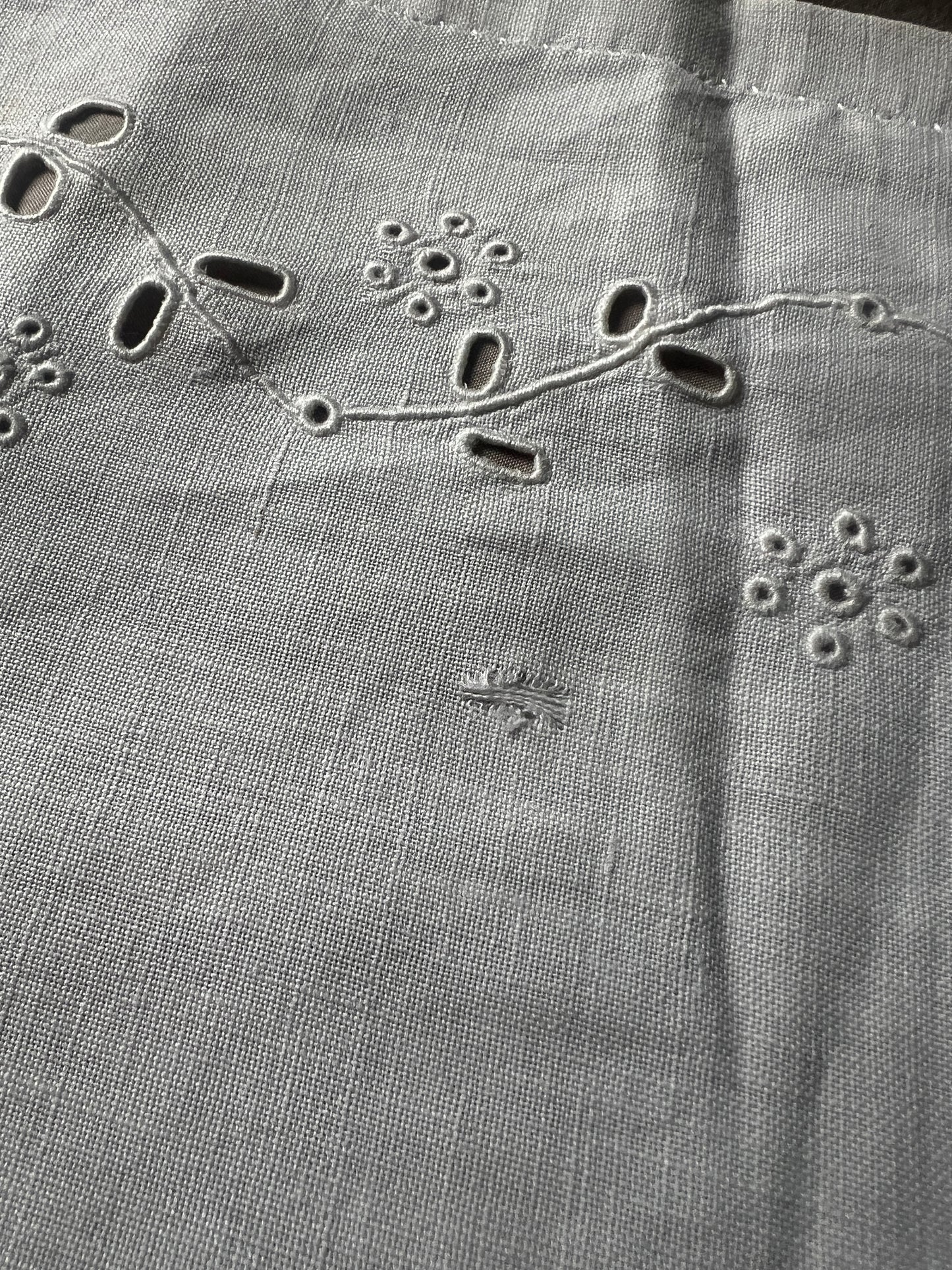 ★カットワーククロス