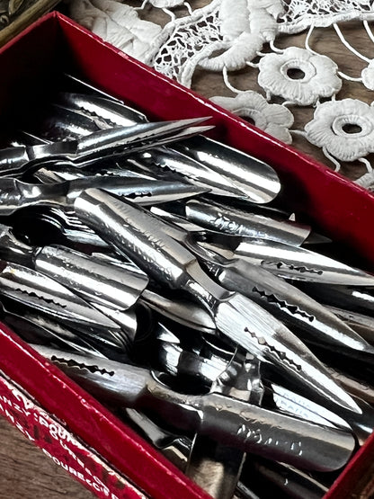 紙箱入りペン先セット