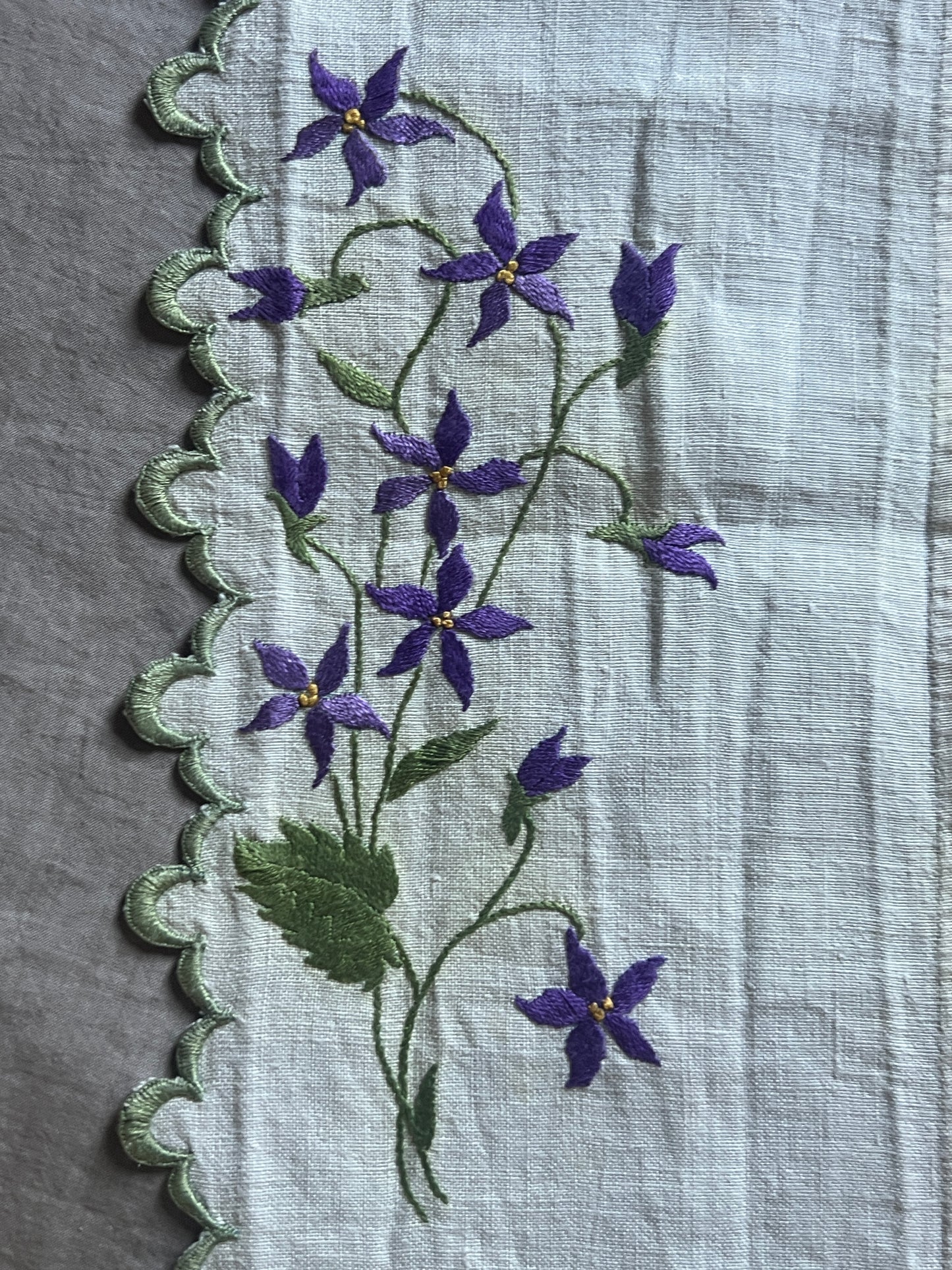 刺繍飾り布