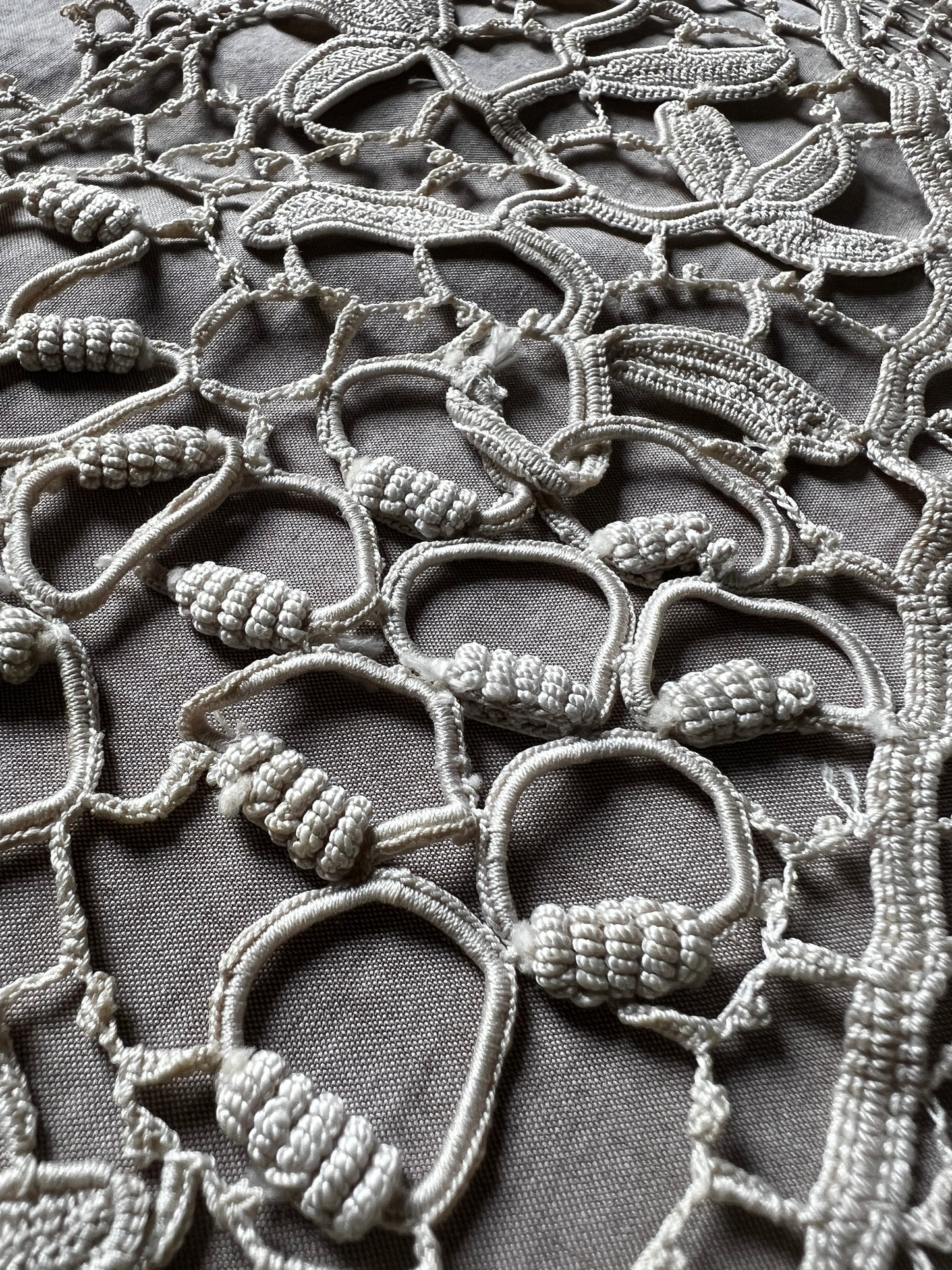 アイリッシュクロシェレース楕円形クロス