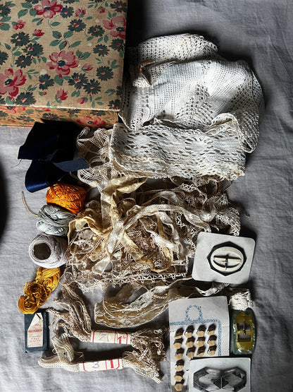 レース入りカルトナージュ箱