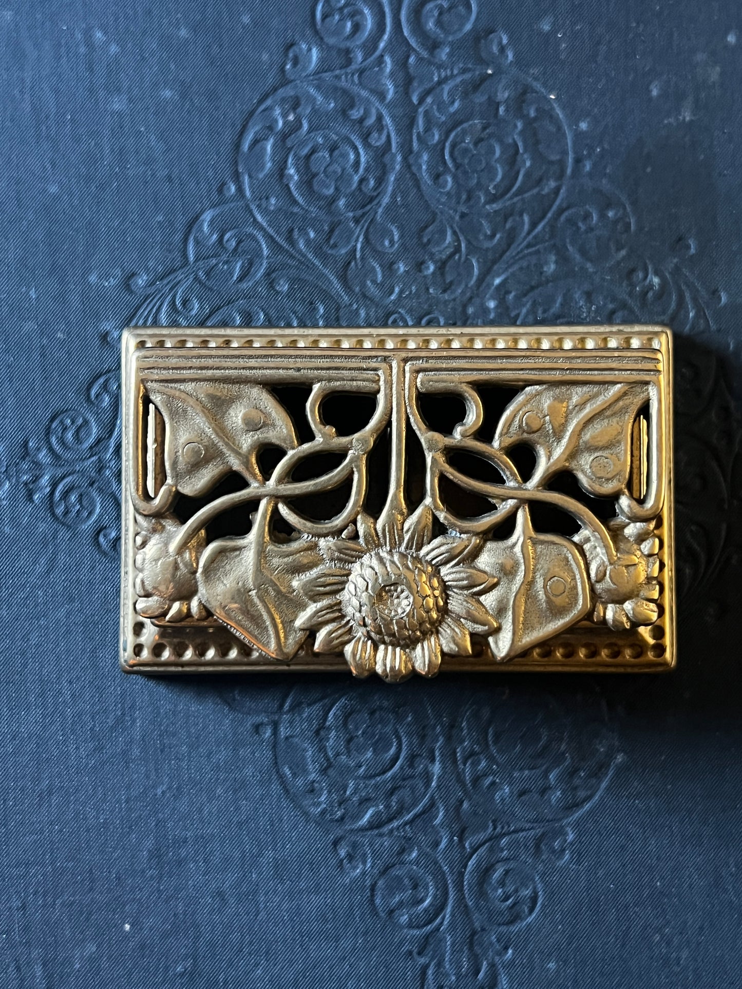 ★真鍮製切手入れ