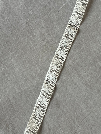 アンティークレース