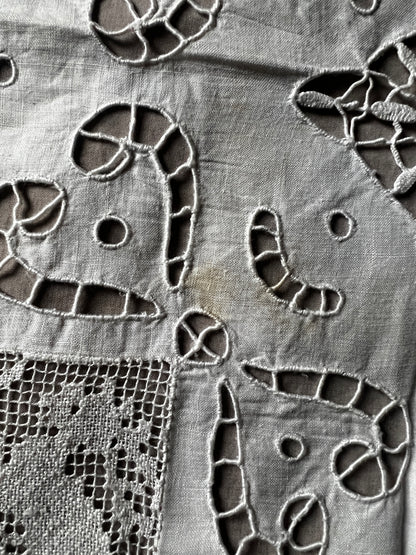 カットワーククロス