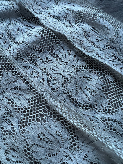 アンティークレース