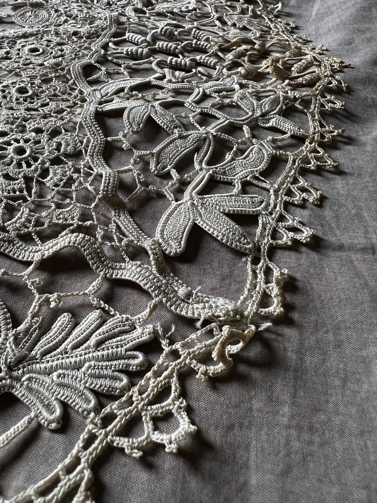 アイリッシュクロシェレース楕円形クロス