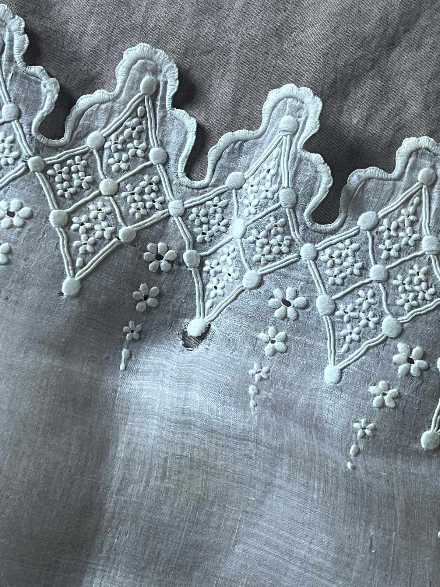 白刺繍婚礼用ハンカチ