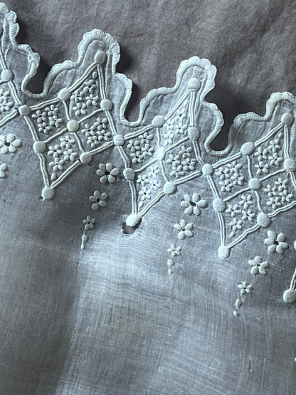 白刺繍婚礼用ハンカチ