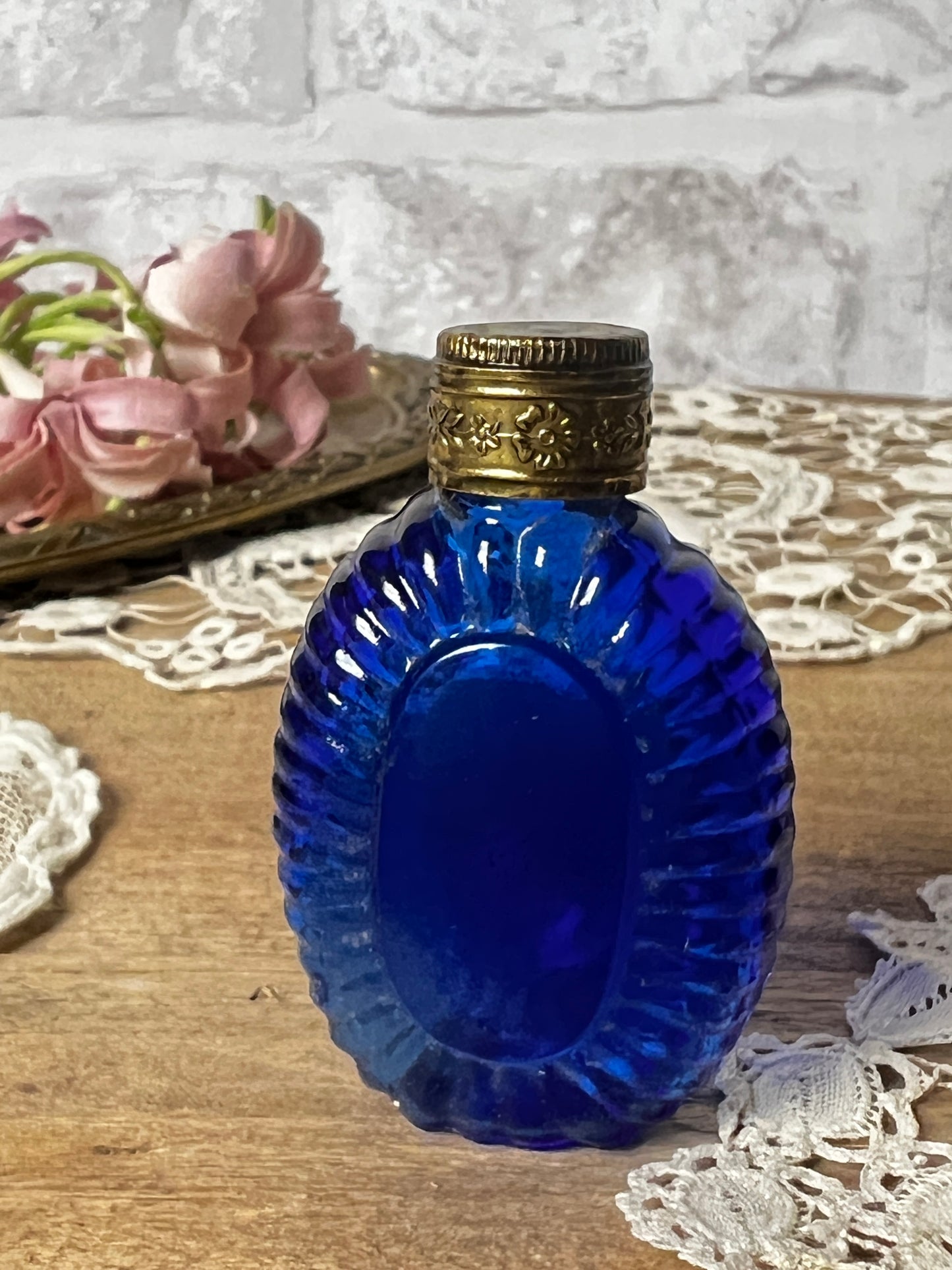 ★古い小瓶(ブルー)