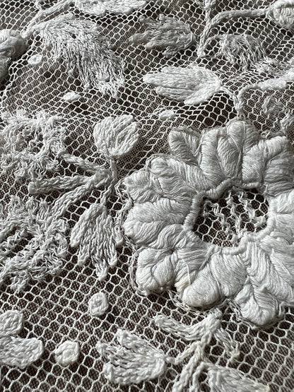 チュール刺繍ボネトップ