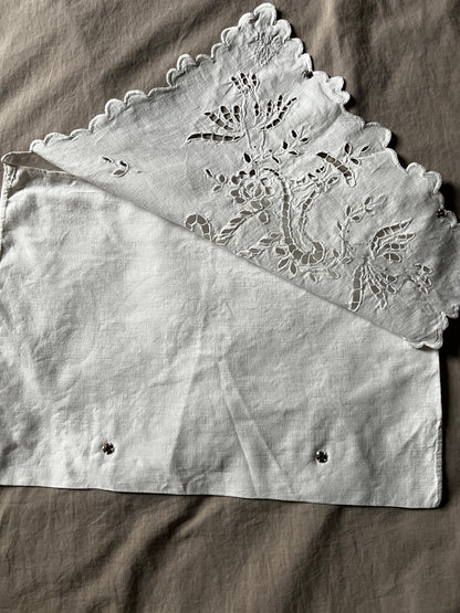 ★刺繍のランジェリーサック(鳥)