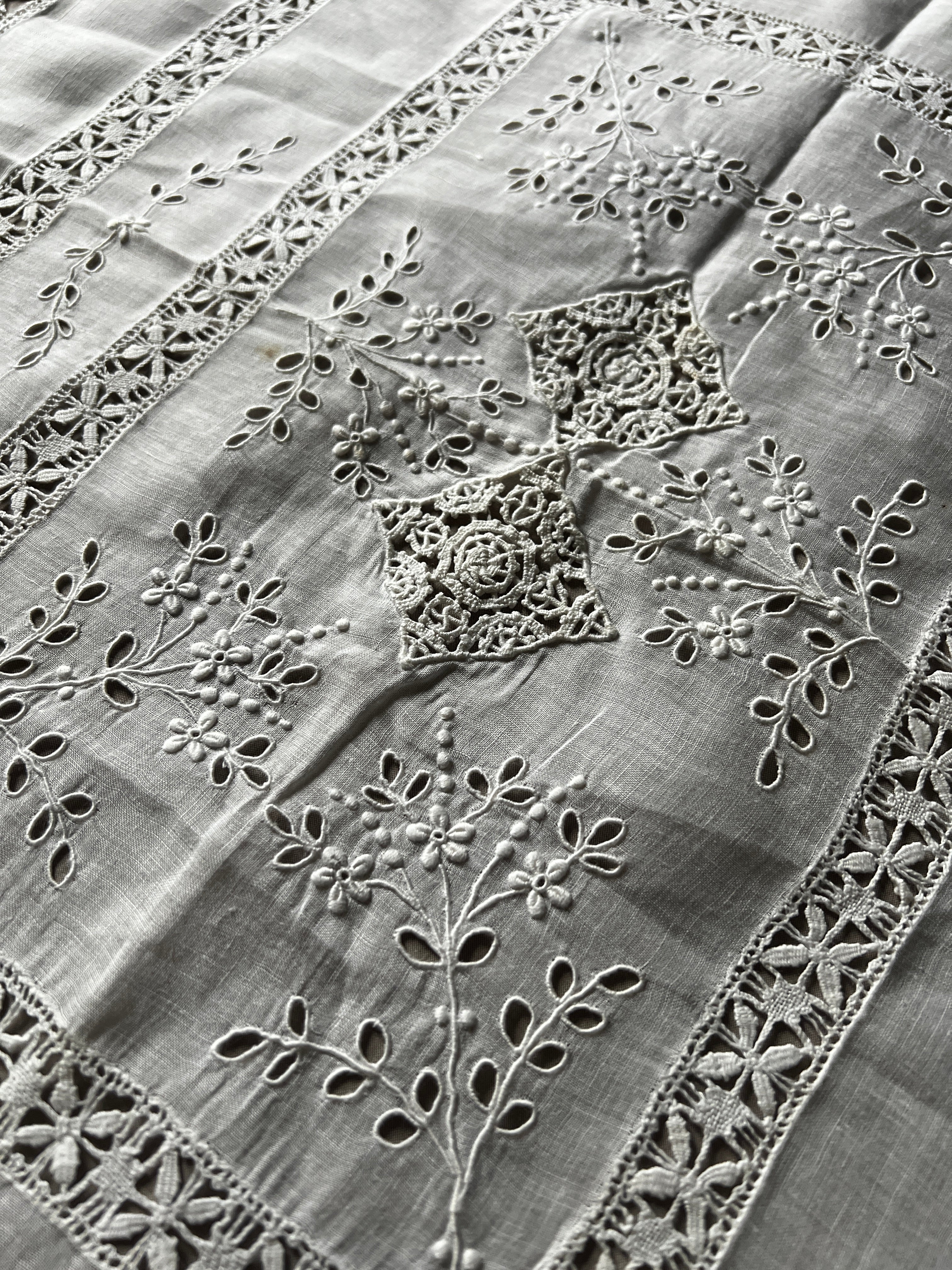 アンティークレース – France Antique 銀色アンティーク