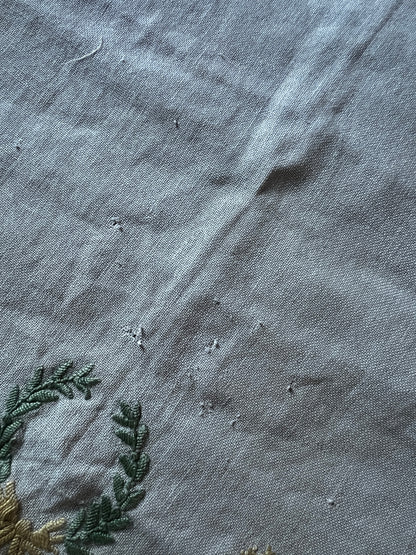 ★刺繍飾り布(蜂)