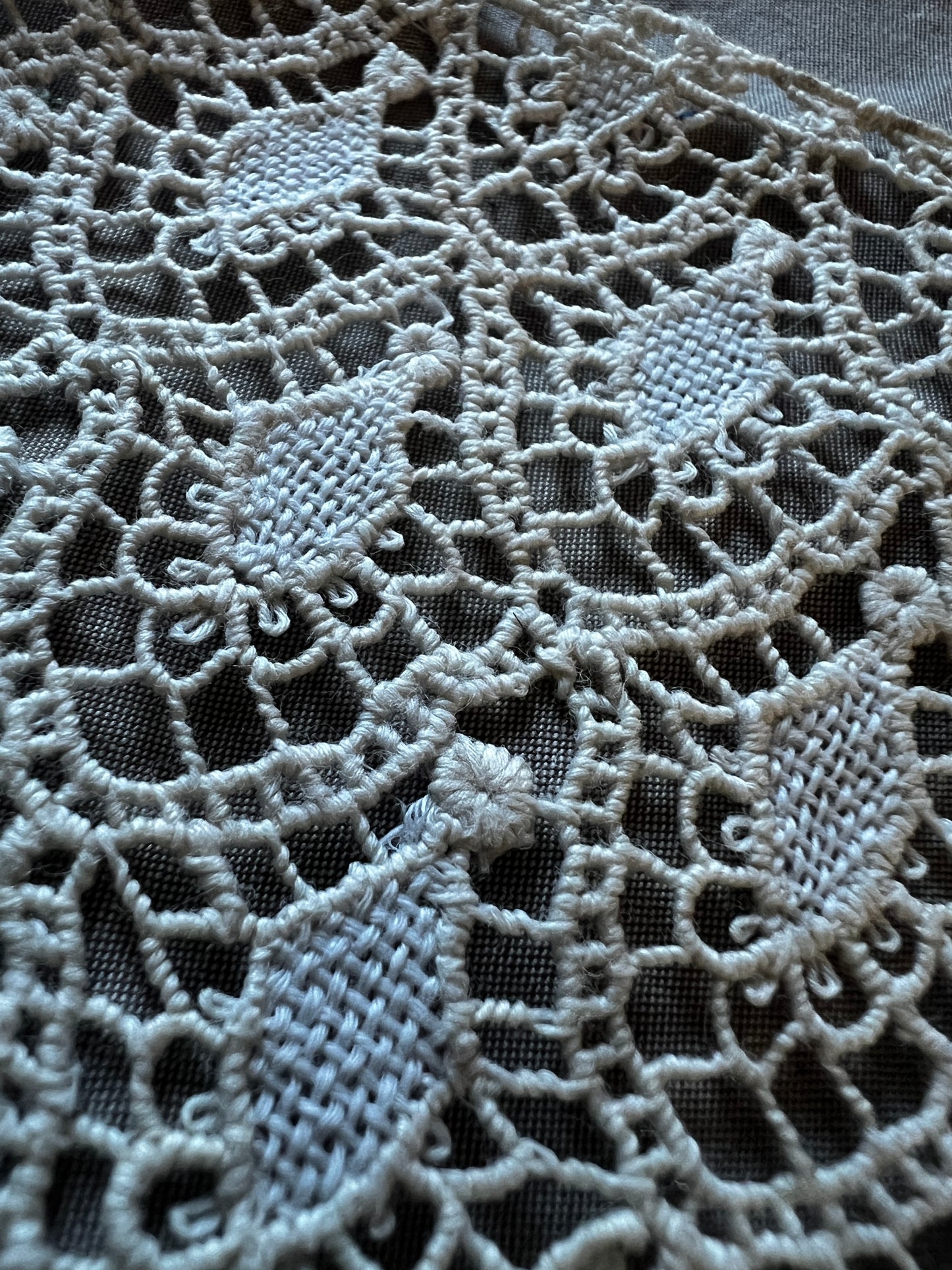 アンティークレース