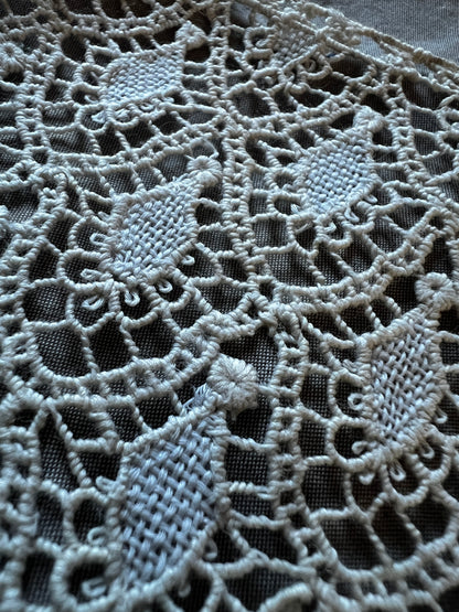 アンティークレース