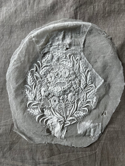 チュール刺繍ボネトップ