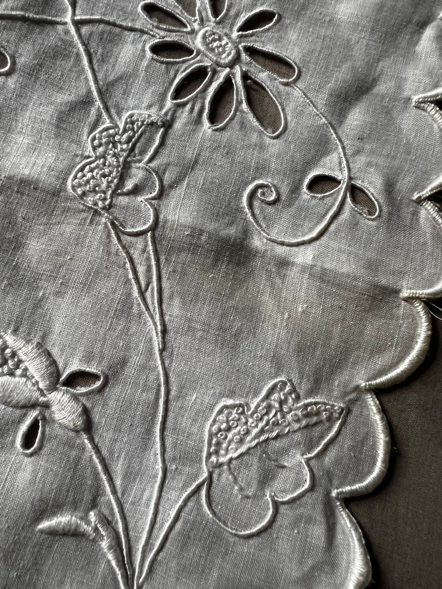 カットワーククロス