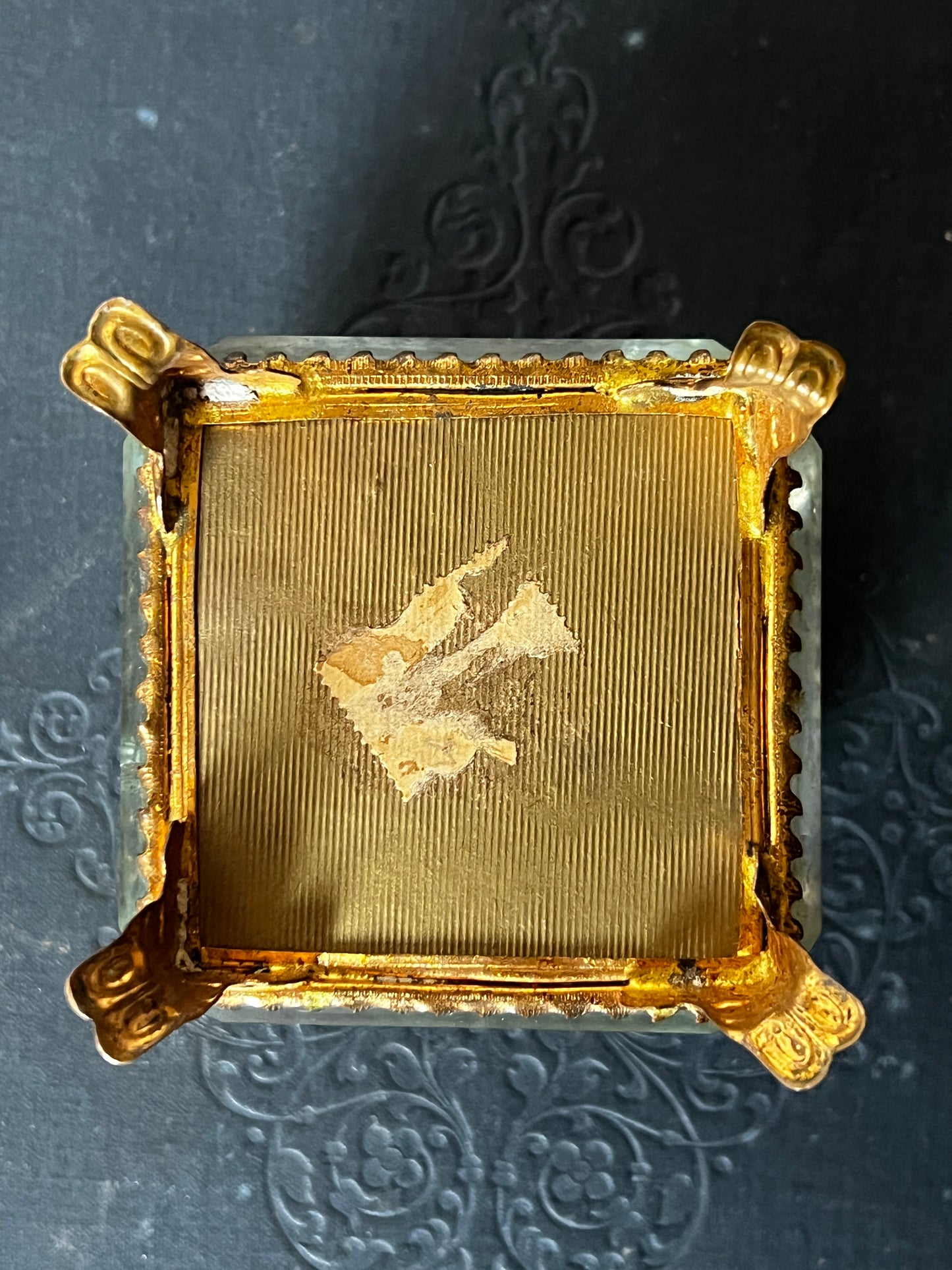 ★ガラスのジュエリーケース(ダメージ)