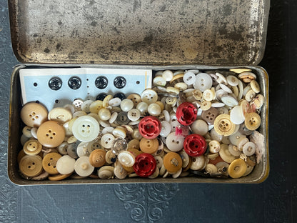 ★ボタン入りTin缶セット