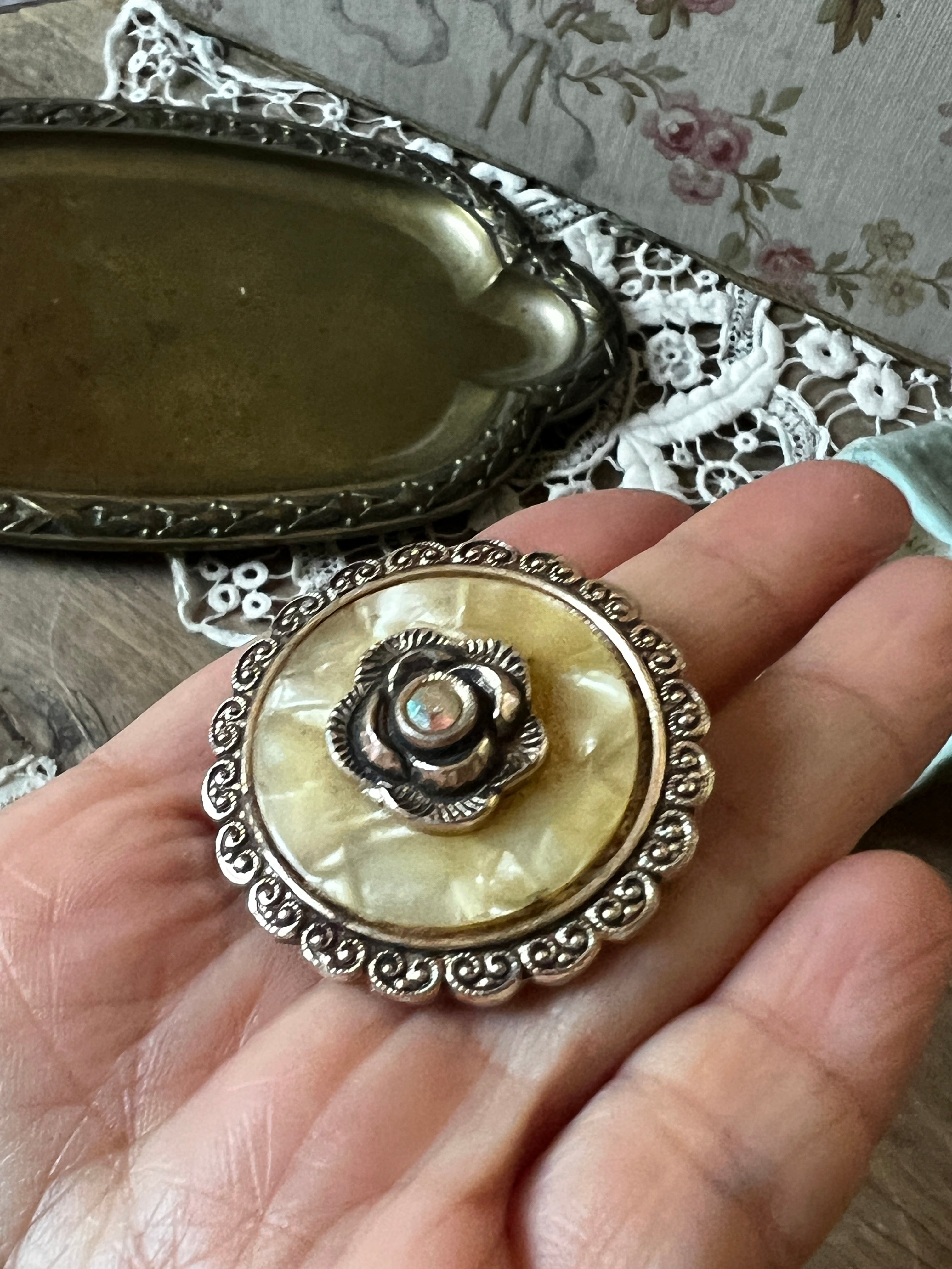ヴィンテージクリップ – France Antique 銀色アンティーク