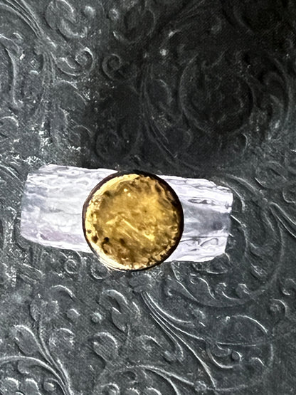 ★古い小瓶(ラヴェンダー)