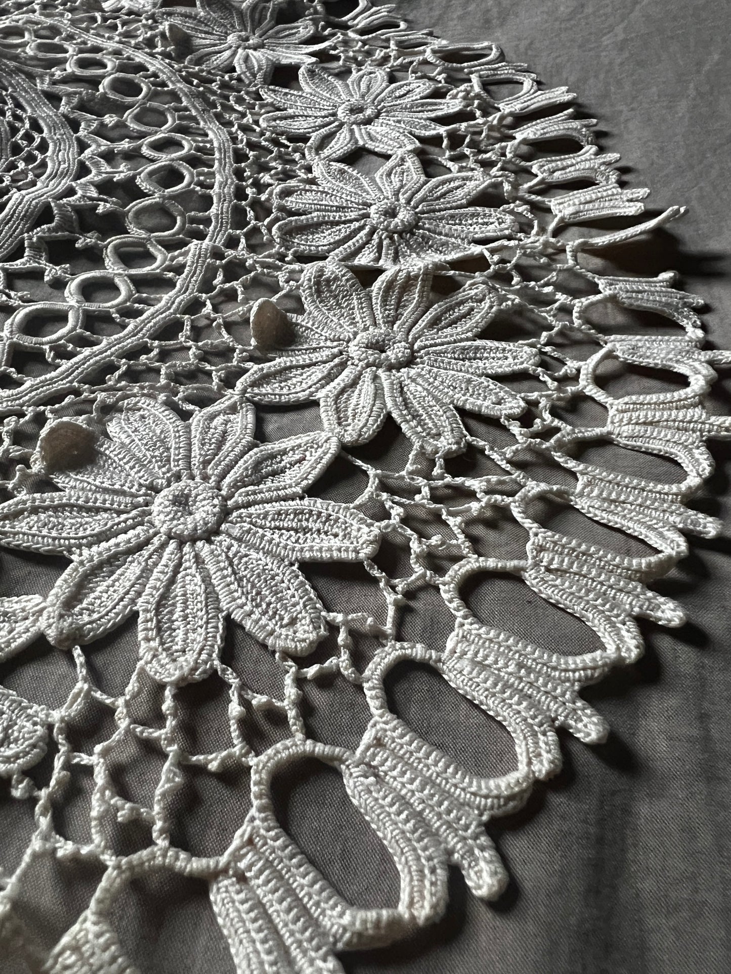 アイリッシュクロシェレース円形マット