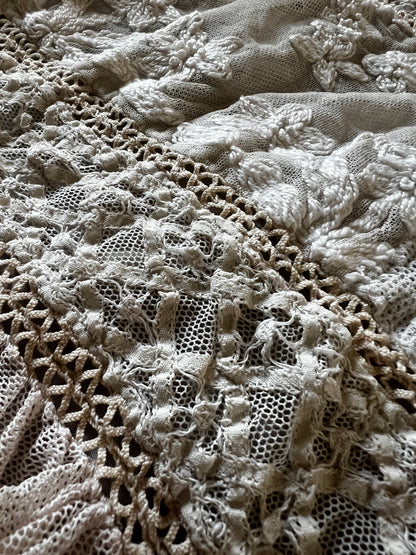 レース飾り端布(ダメージ)