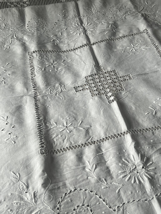 白刺繍大判クロス(ダメージ)