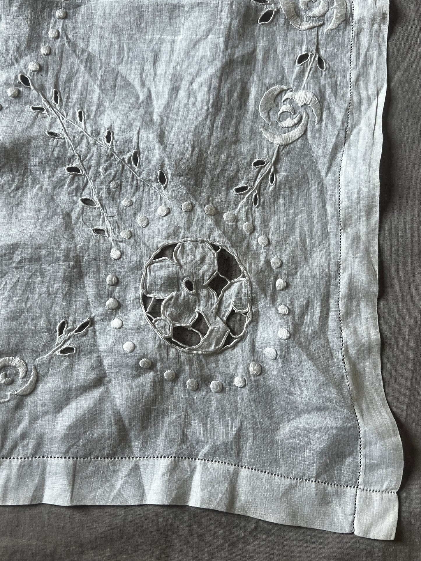 カットワーククロス