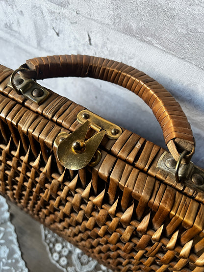 ★ボトル収納型パニエ