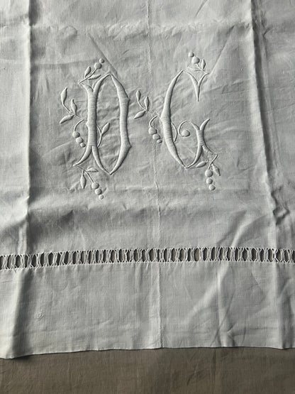 モノグラム刺繍端布