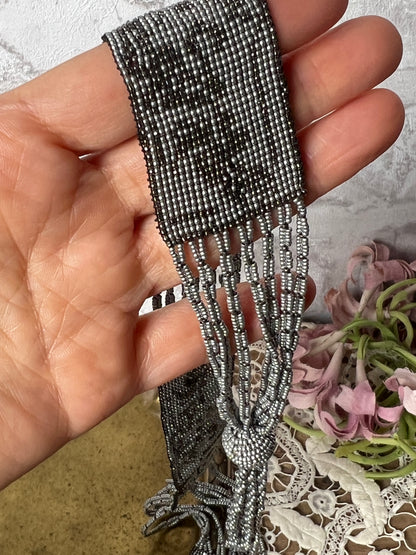 ビーズ織の飾り