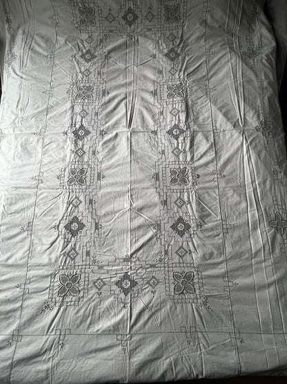 ★マデイラ刺繍大判クロス