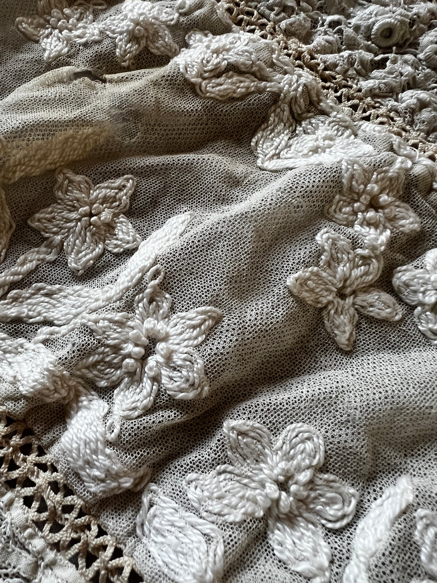 レース飾り端布(ダメージ)