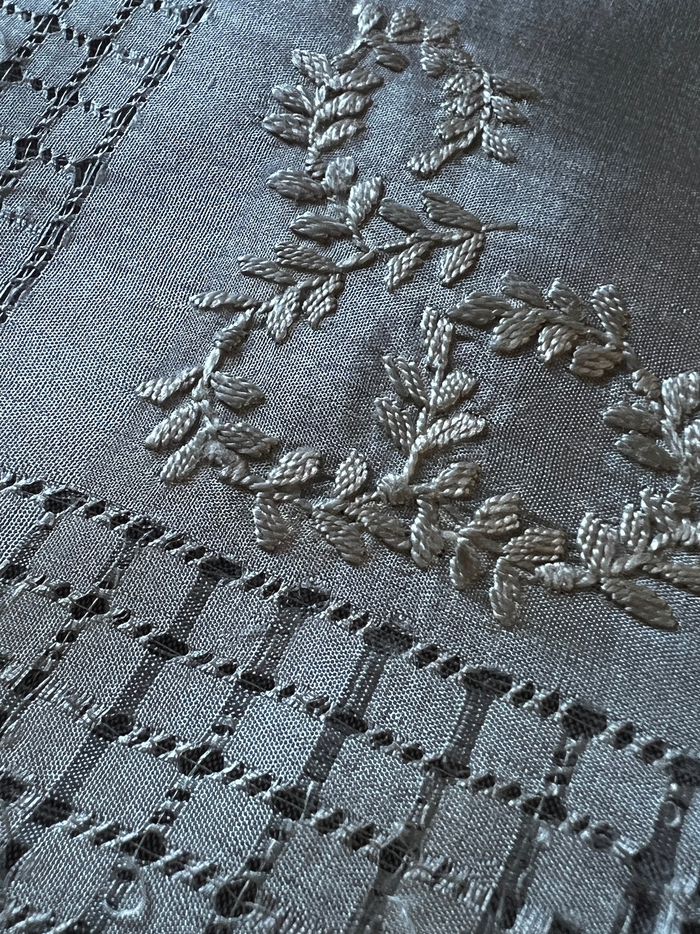 ★シルクハンカチ