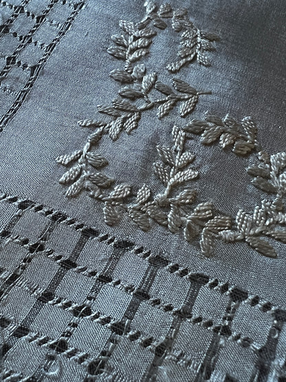 ★シルクハンカチ