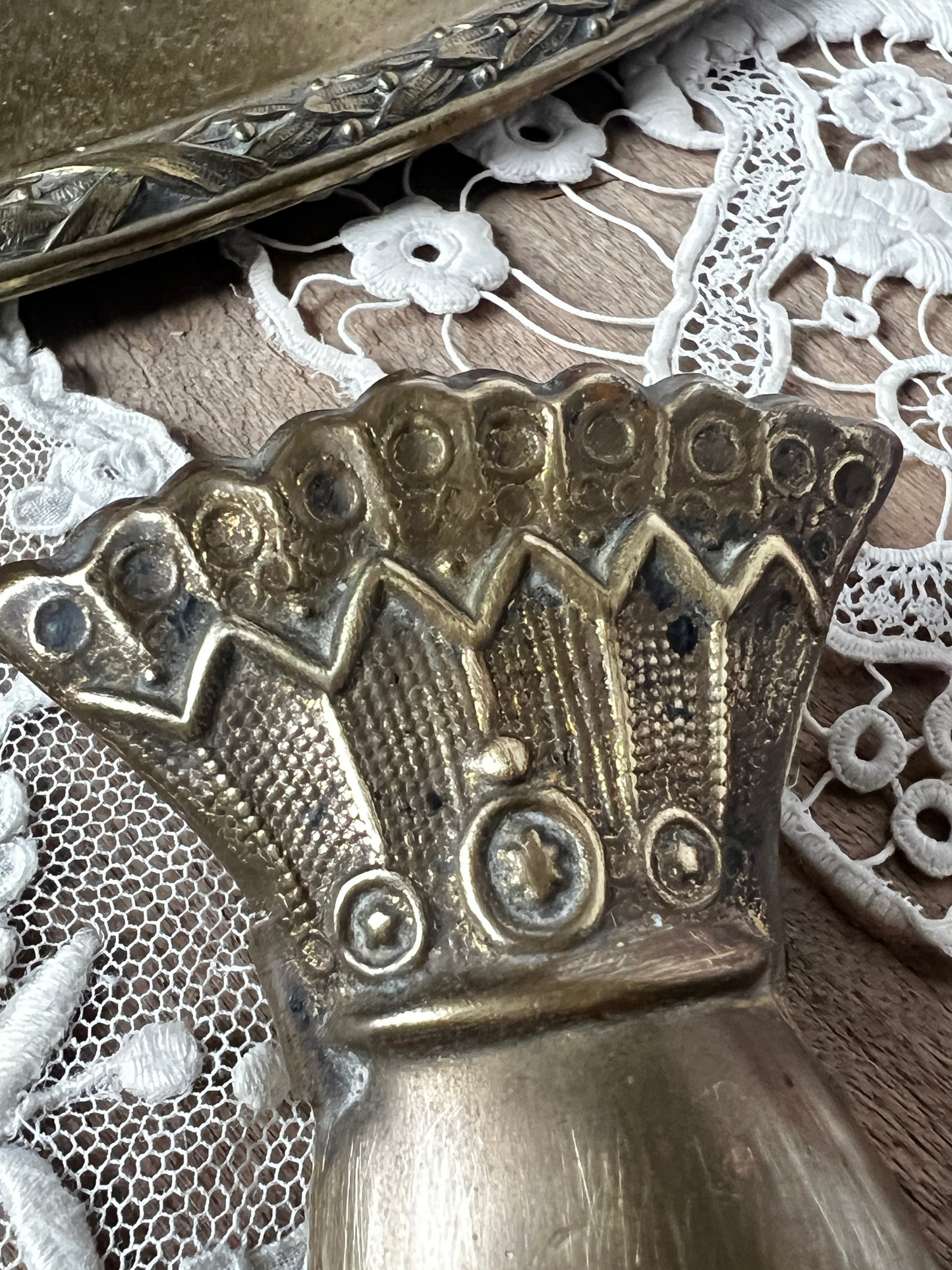 ★真鍮製ハンドモチーフクリップ