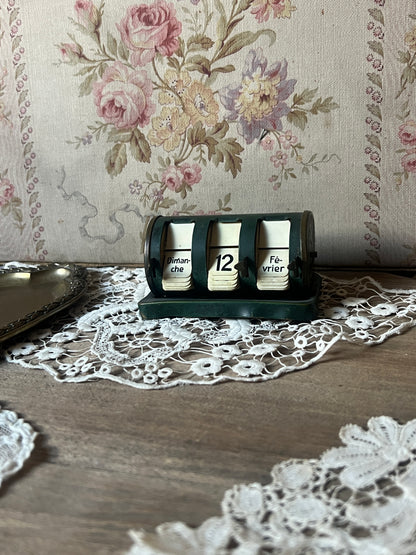 ★卓上万年カレンダー