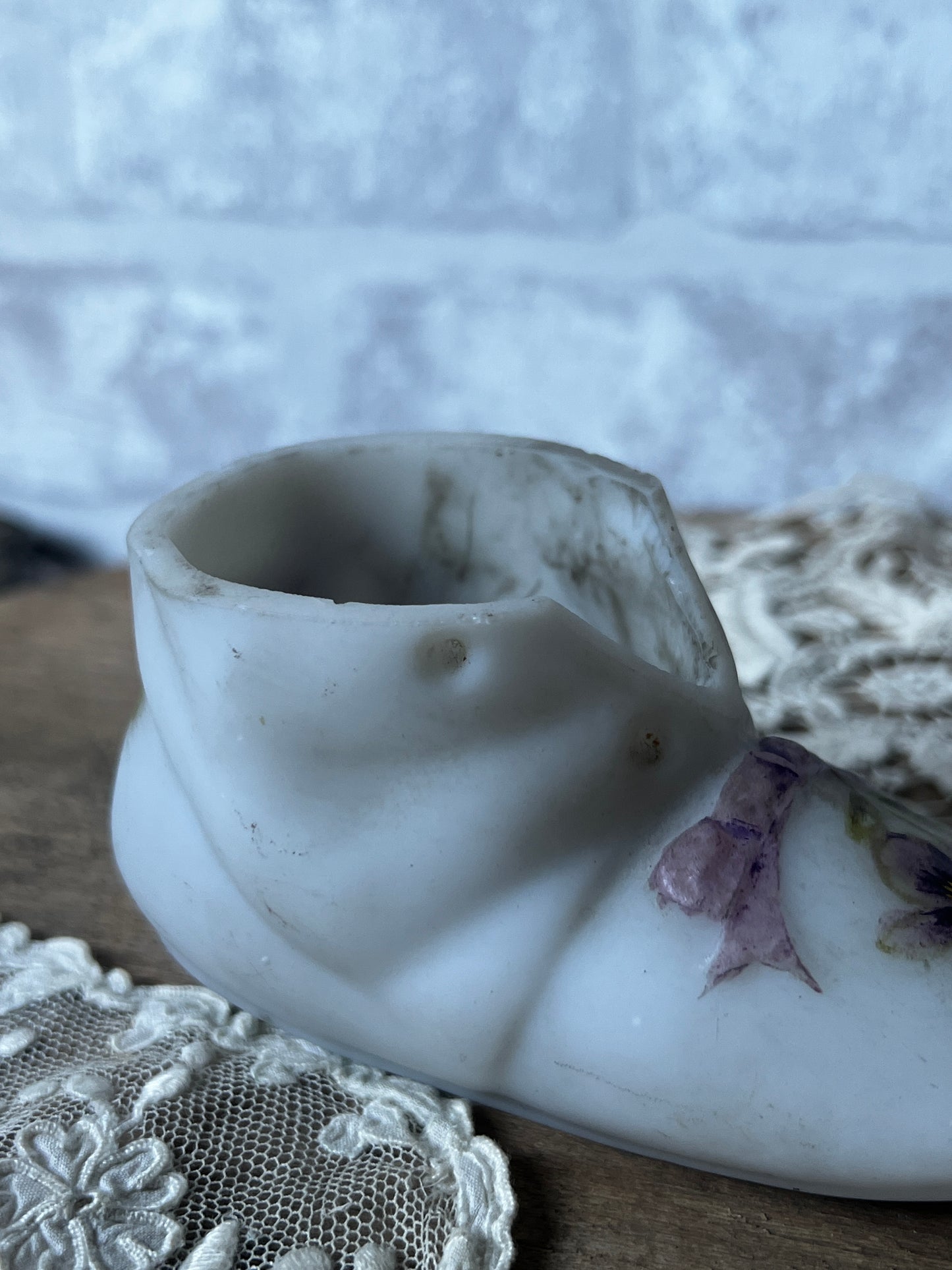 ブーツ型菫の小物入れ