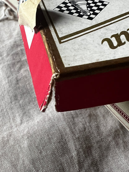 紙箱入り糸セット