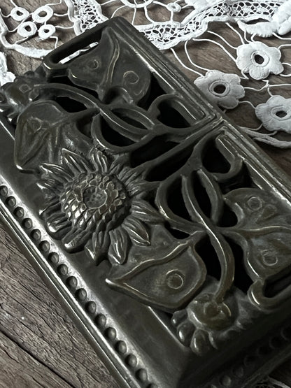 ★真鍮製切手入れ