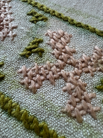 色刺繍クロス