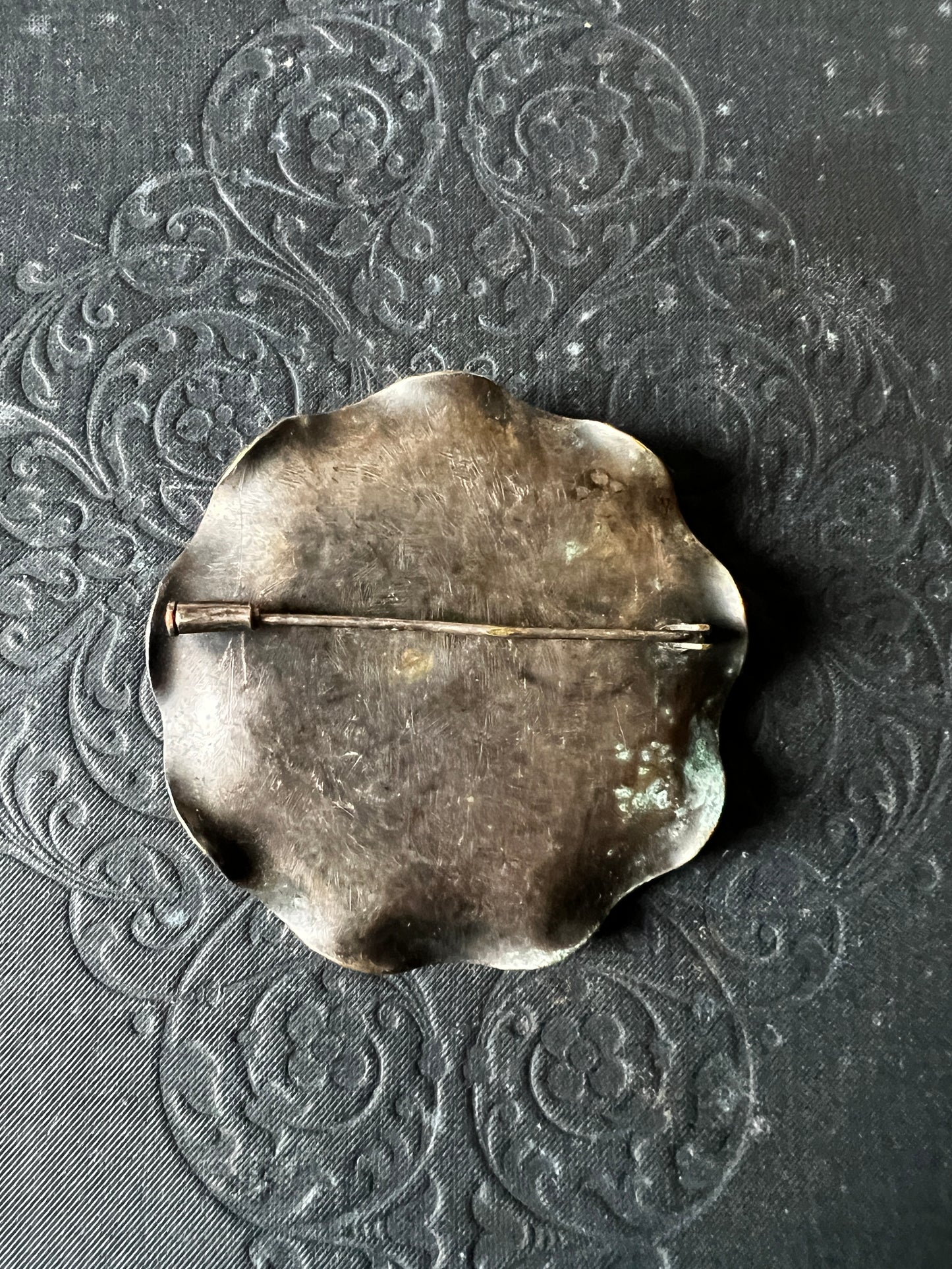 アンティークブローチ