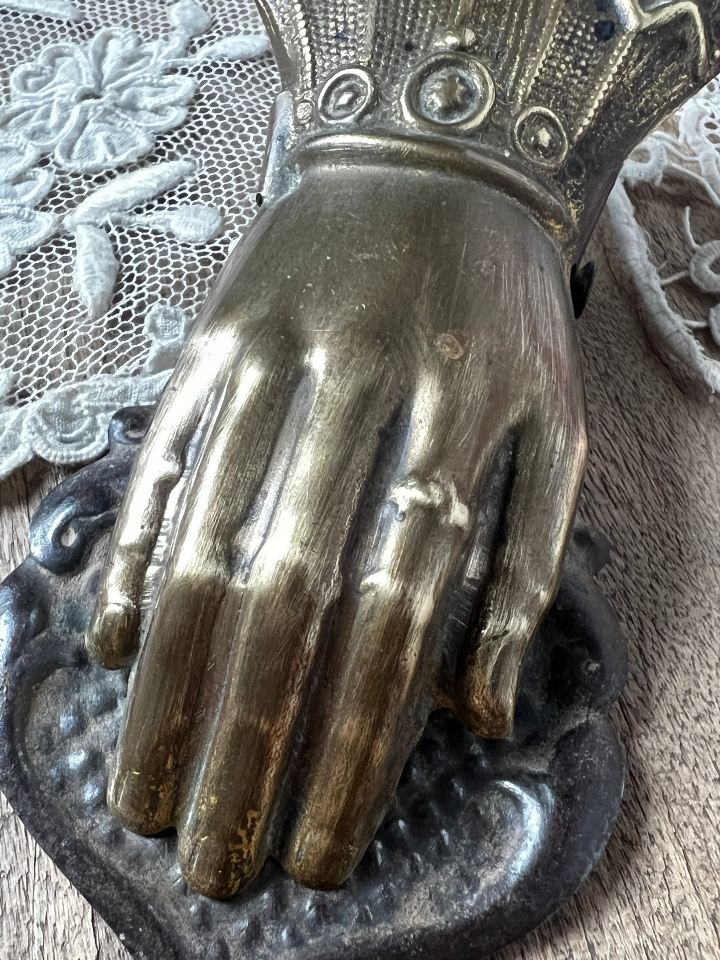 ★真鍮製ハンドモチーフクリップ