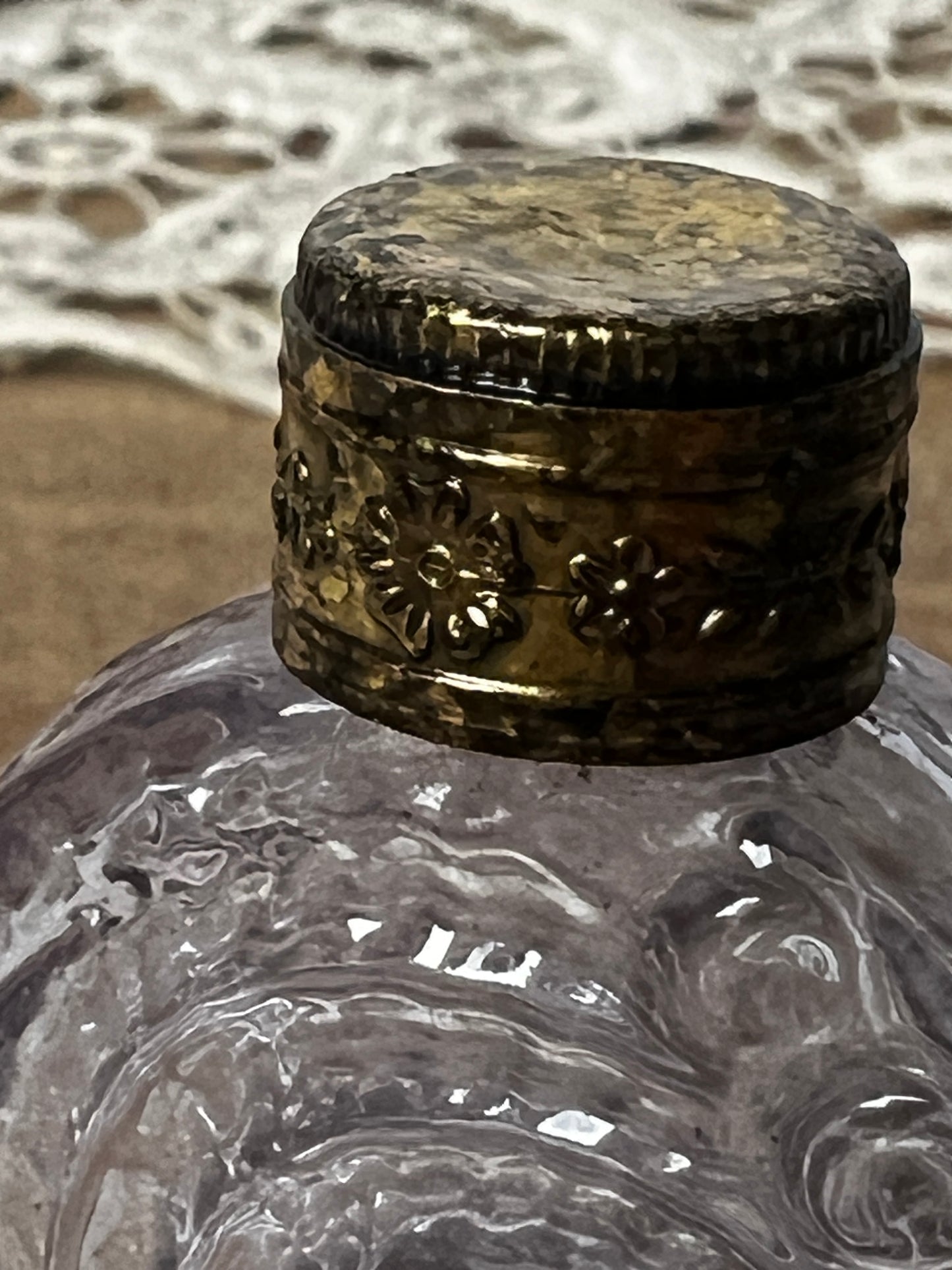 ★古い小瓶(ラヴェンダー)