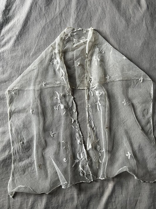 チュール刺繍レースミニヴェール