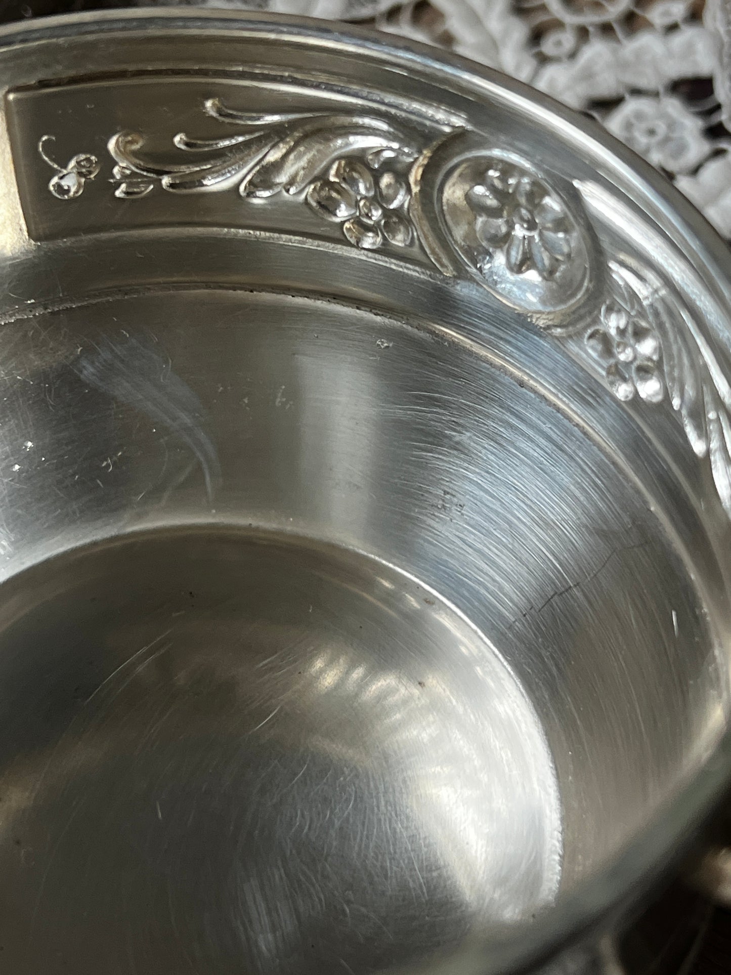 銀のボンボニエール