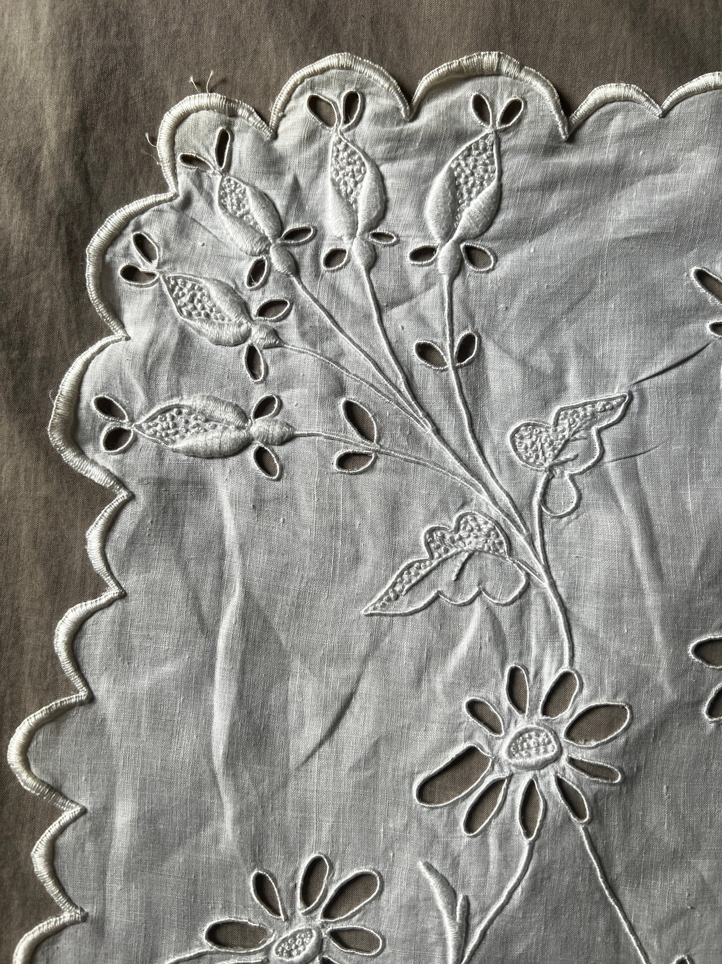 カットワーククロス