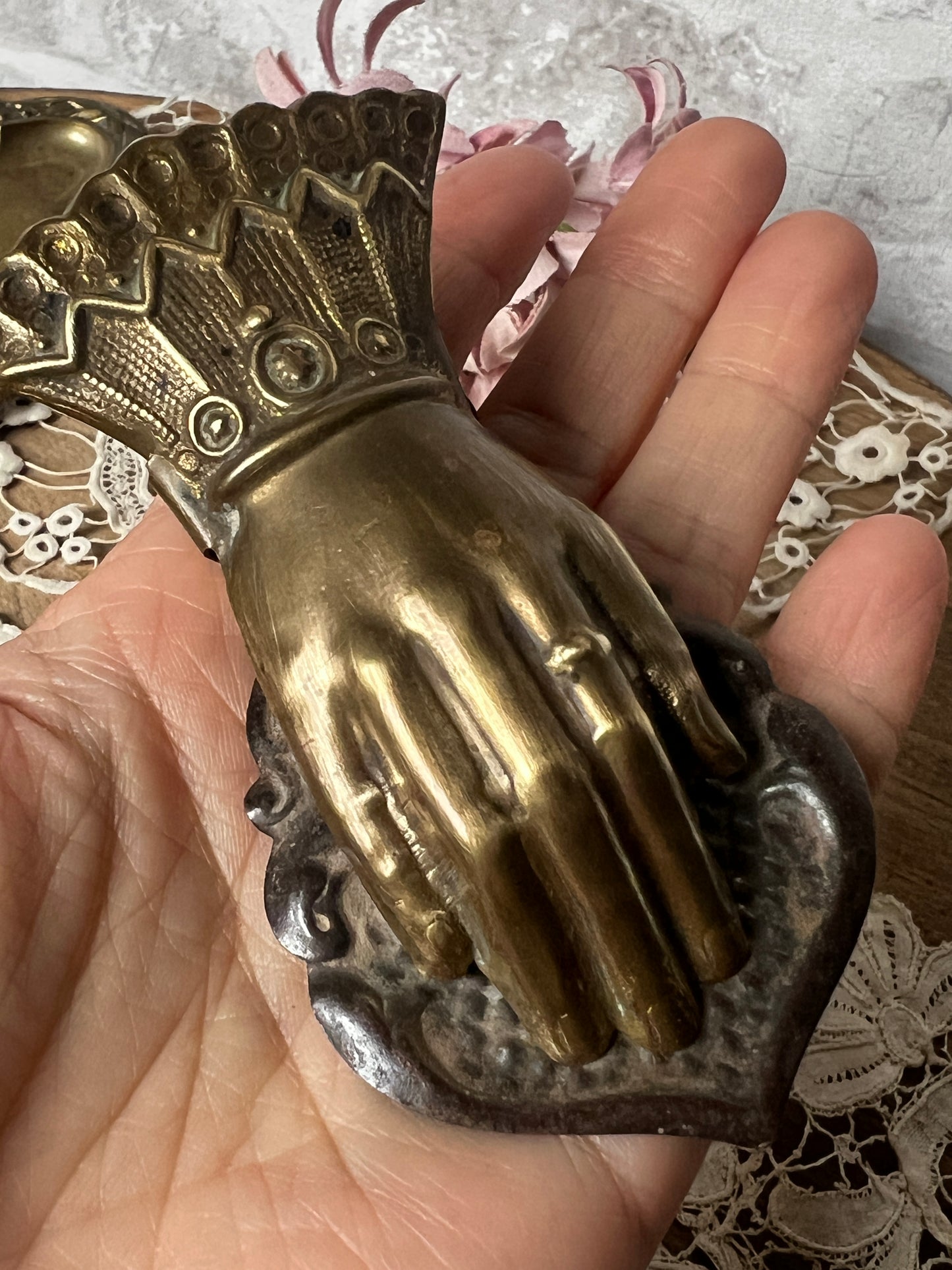 ★真鍮製ハンドモチーフクリップ